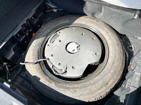 Used 2018 Nissan Murano SL w/ Moonroof Package image 21