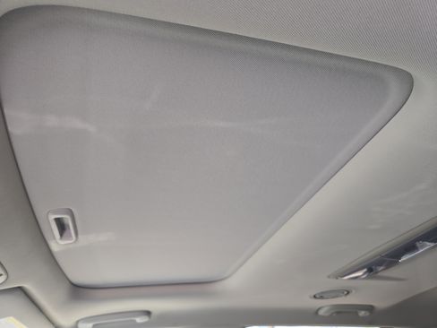 Certified 2025 Kia Telluride S image 24