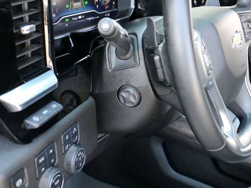 Used 2025 Chevrolet Silverado 1500 LTZ w/ LTZ Premium Package AWD/4WD image 23