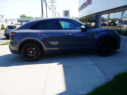 New 2026 Porsche Macan 4 Electric AWD/4WD image 8