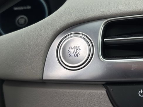 Used 2024 Hyundai Palisade Calligraphy image 10