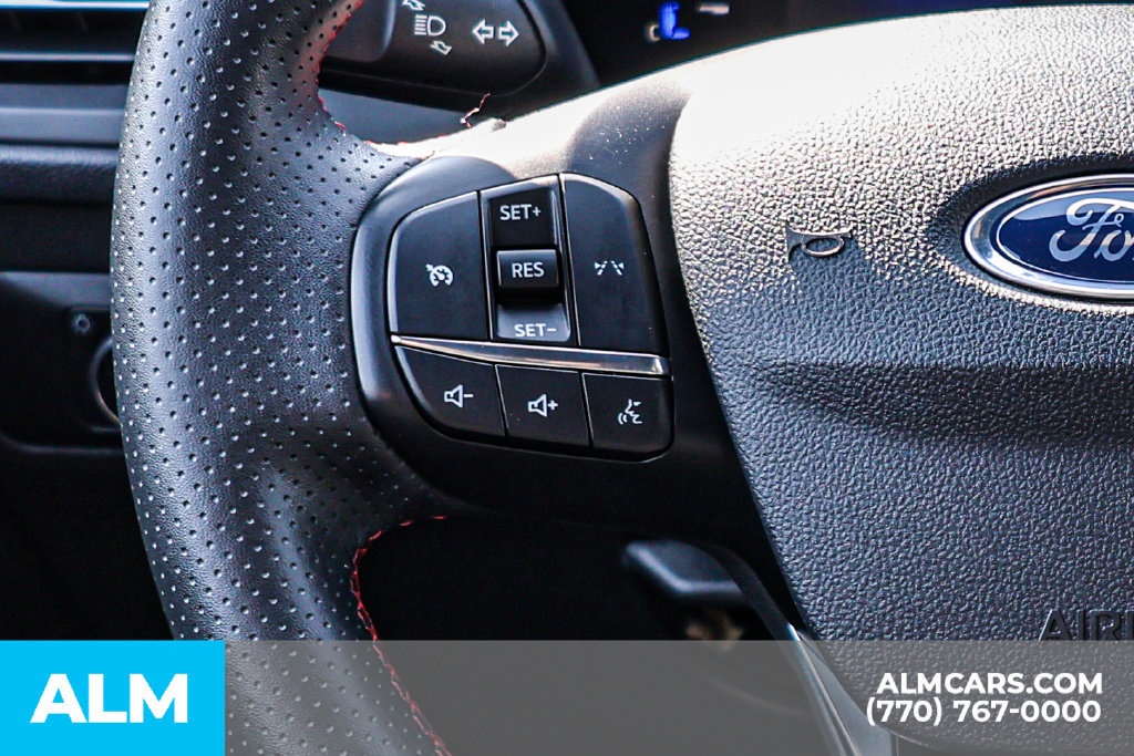 Used 2025 Ford Escape ST-Line FWD image 31