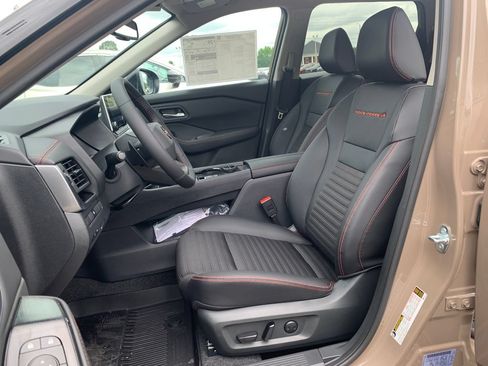 New 2026 Nissan Rogue SV AWD/4WD image 21