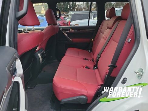 Used 2023 Lexus GX 460 Premium image 16