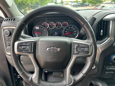 Used 2020 Chevrolet Silverado 1500 LT Trail Boss AWD/4WD image 21