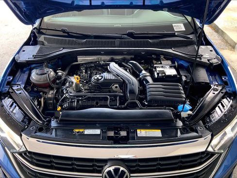 Used 2024 Volkswagen Jetta SE FWD image 32