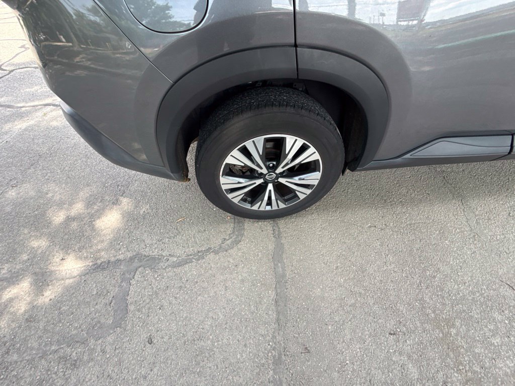 Used 2021 Nissan Rogue SV FWD image 7