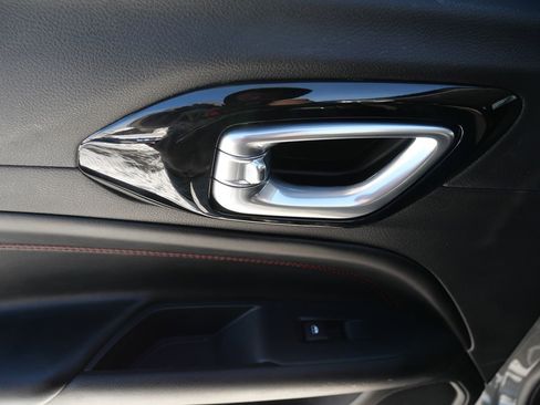 Used 2022 Jeep Compass Trailhawk image 24