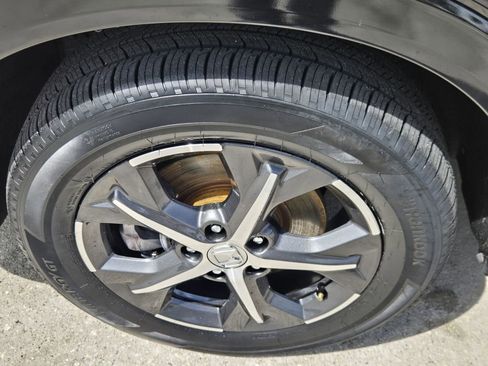 Certified 2024 Honda HR-V EX-L image 8