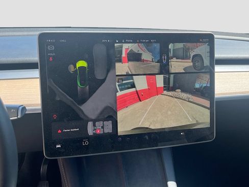 Used 2024 Tesla Model Y Long Range AWD/4WD image 13