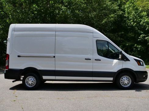 Used 2022 Ford Transit 350 148 High Roof AWD image 35