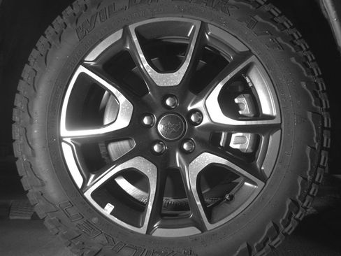 Used 2025 Jeep Compass Trailhawk AWD/4WD image 13