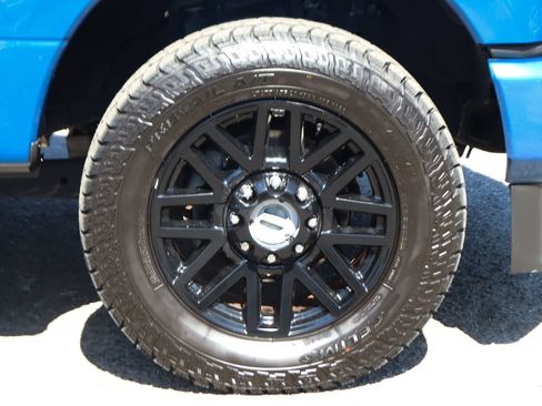 Used 2022 Ford F250 Lariat w/ Black Appearance Package AWD/4WD image 44