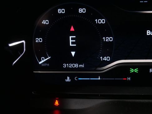 Used 2024 GMC Yukon Denali AWD/4WD image 32