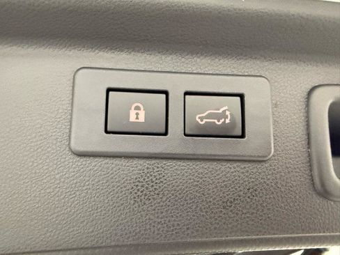 Used 2019 Subaru Forester Touring AWD/4WD image 29