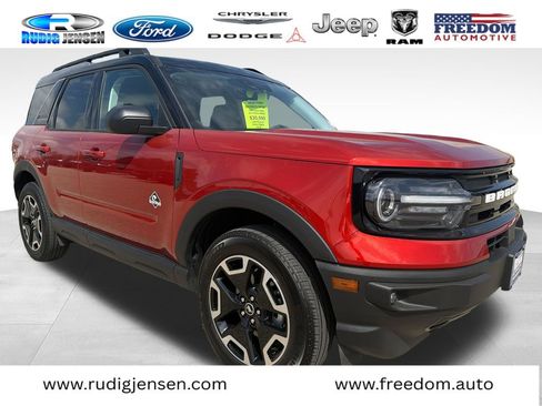 Used 2024 Ford Bronco Sport Outer Banks w/ Tech Package AWD/4WD image 7