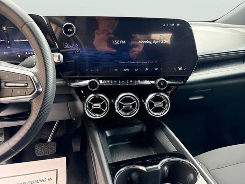 New 2026 Chevrolet Blazer EV LT image 25