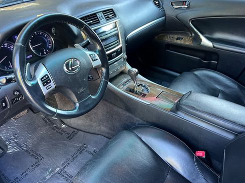 Used 2012 Lexus IS 250 w/ Premium Pkg Value Edition RWD image 11