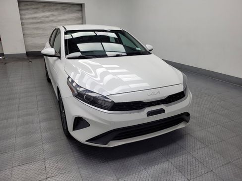 Used 2023 Kia Forte LXS FWD image 14