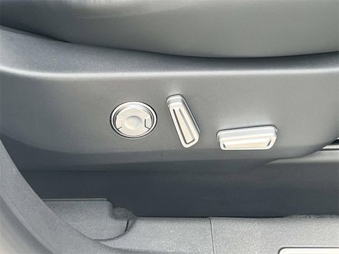 New 2026 Lincoln Nautilus Reserve w/ Jet Appearance Package image 19