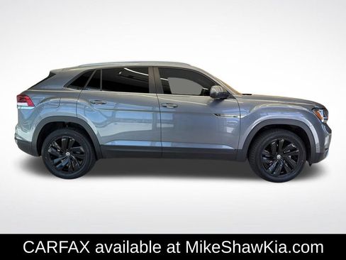 Used 2022 Volkswagen Atlas Cross Sport SE w/ Black Wheel Package AWD/4WD image 1