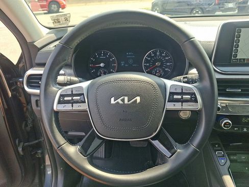 Used 2022 Kia Telluride EX w/ EX Premium Package FWD image 21