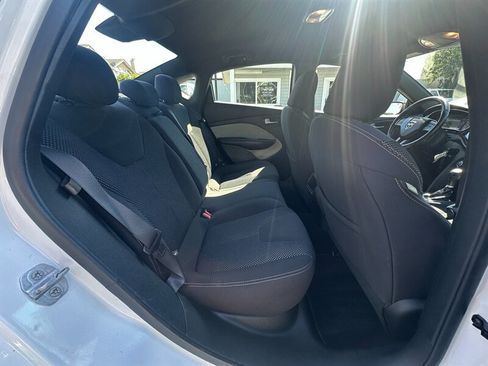 Used 2015 Dodge Dart SXT FWD image 17