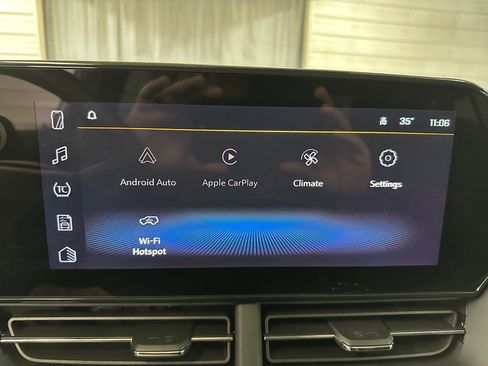 Certified 2024 Chevrolet Trax LT w/ Driver Confidence Package image 9