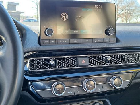 Used 2024 Honda Civic Sport image 10