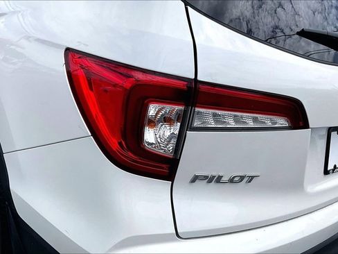 Used 2019 Honda Pilot EX image 31