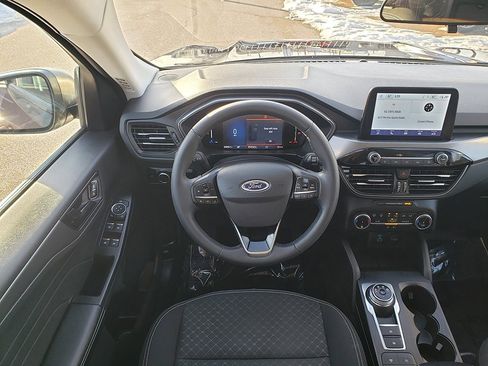 Used 2023 Ford Escape Active image 14