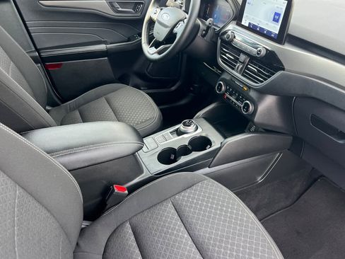 Used 2024 Ford Escape Active image 19