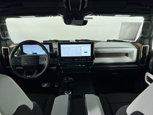 Used 2025 GMC Hummer EV 3X w/ LPO, Sport Package image 21