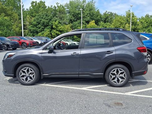 Certified 2023 Subaru Forester Premium AWD/4WD image 7
