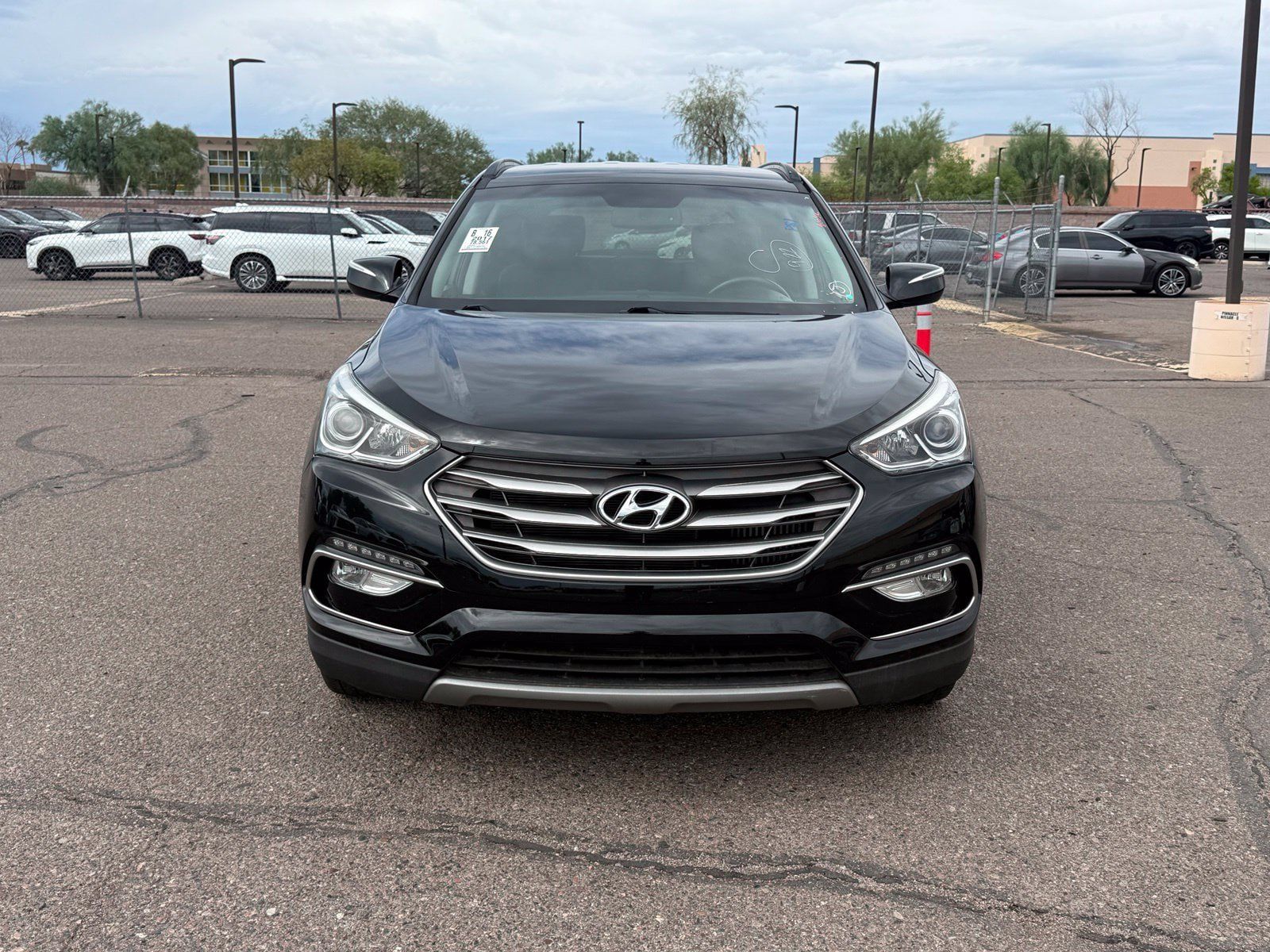 Used 2017 Hyundai Santa Fe Sport 2.0T FWD image 2