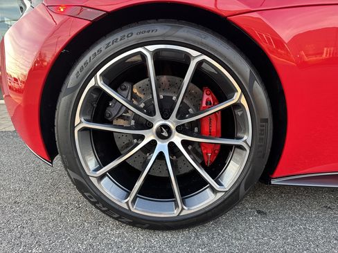 Used 2019 McLaren 570S Spider image 29