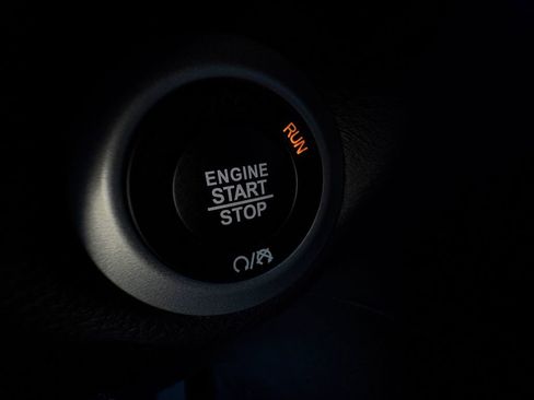 New 2026 Chrysler Pacifica Select image 22