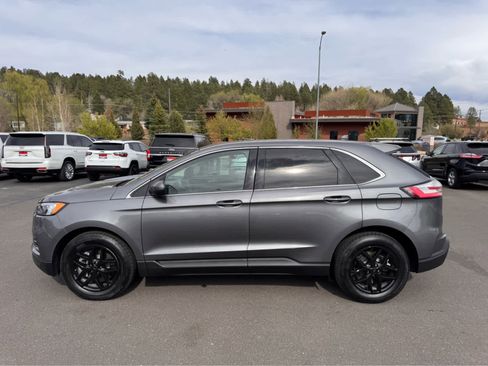 Used 2024 Ford Edge SEL image 2