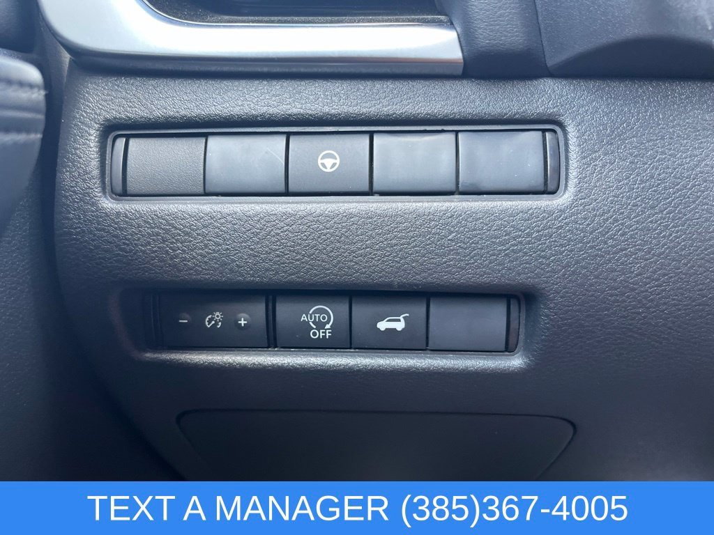 Used 2026 Nissan Rogue SL AWD/4WD image 23