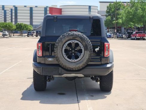 Used 2023 Ford Bronco Badlands AWD/4WD image 6