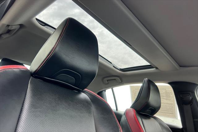 Certified 2024 Toyota Prius Prime FWD image 17