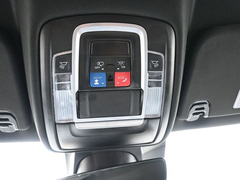 Used 2024 RAM 1500 Laramie RWD image 26