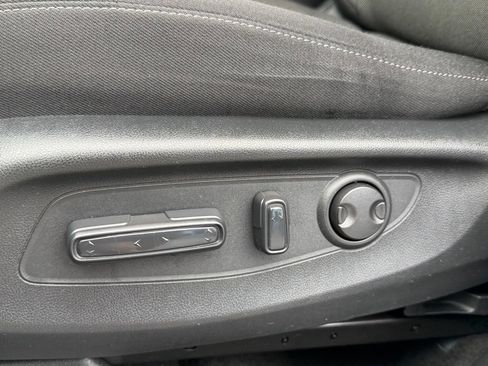 Used 2024 Honda CR-V EX image 15
