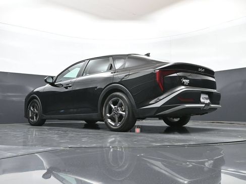 Used 2025 Kia K4 FWD image 32