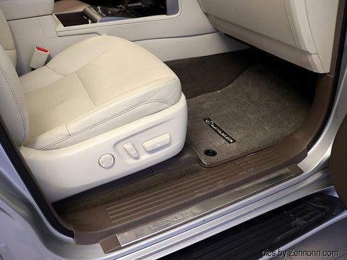 Used 2017 Lexus GX 460 Premium image 27