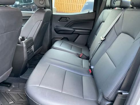 Used 2024 Chevrolet Colorado Trail Boss w/ Advanced Trailering Package image 15