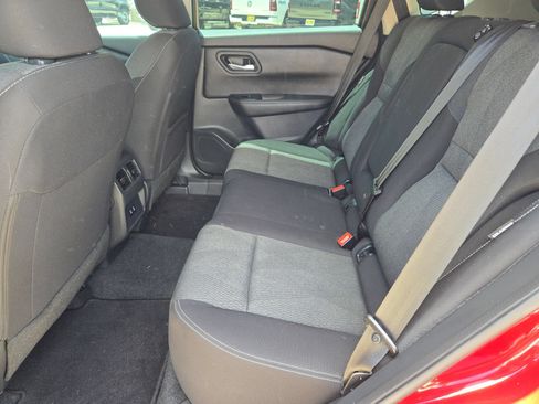 Certified 2025 Nissan Rogue SV FWD image 12