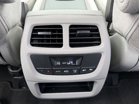 Used 2021 Honda Pilot EX image 22