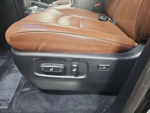 Used 2016 Toyota Land Cruiser AWD/4WD image 35