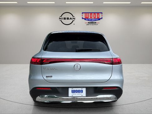 Used 2023 Mercedes-Benz EQS 450+ SUV image 3